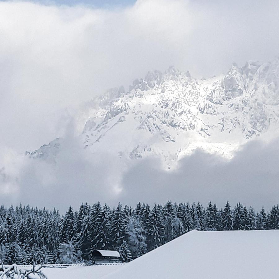 Privatzimmervermietung Foidlbauer Oberndorf in Tirol Eksteriør billede